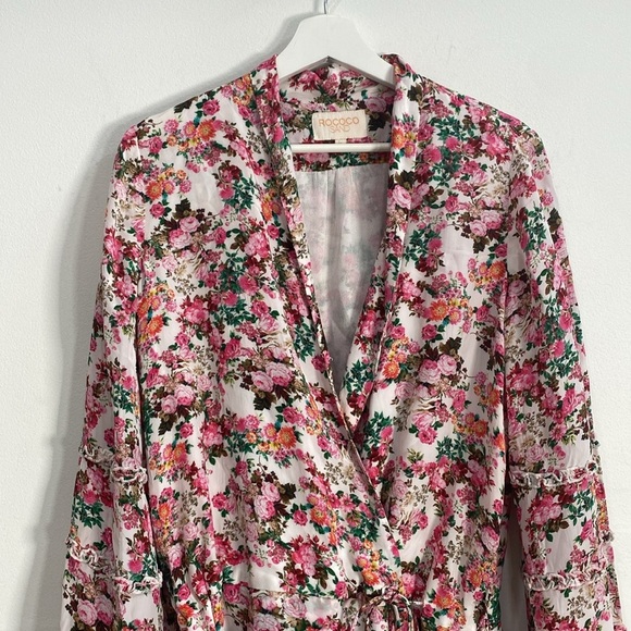 Rococo Sand "Vie" Floral Print Wrap Style Mini Dress Floral Size Medium - Picture 3 of 12